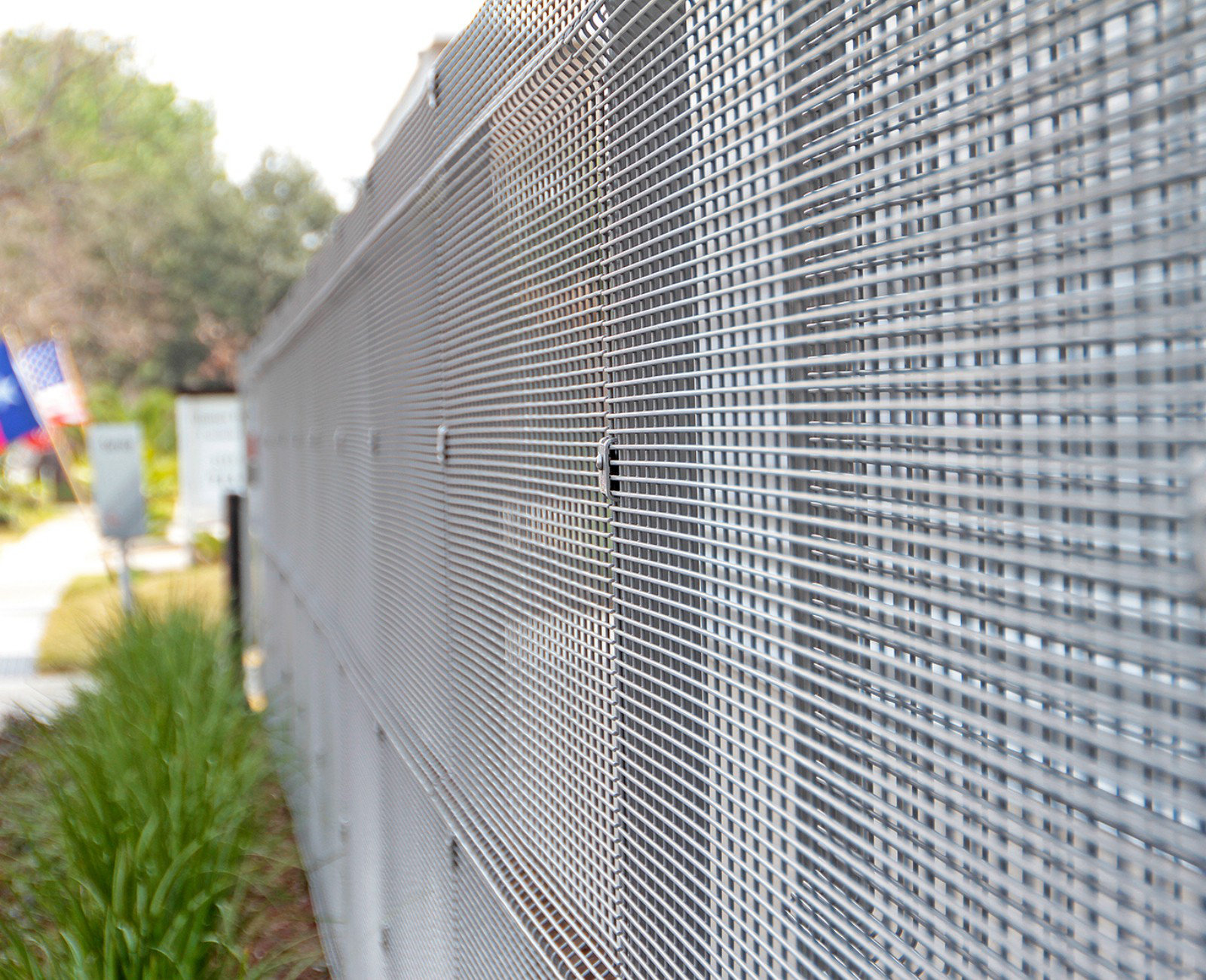 Forte by Deisgnmaster fence is a new alternative to chain link with equal stregnth and more pleasing design.