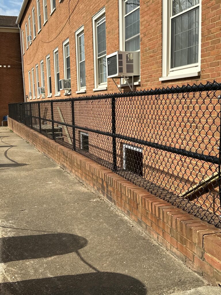 Residential Fence Maintenance